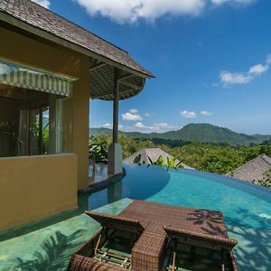 Vila kolam renang satu-kamar tidur